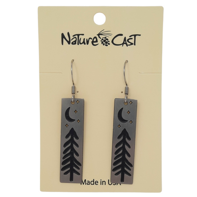 Add a little sparkle to your look with these handcrafted, nature-inspired earrings.  Made in the USA Hypoallergenic posts Measures 3/8